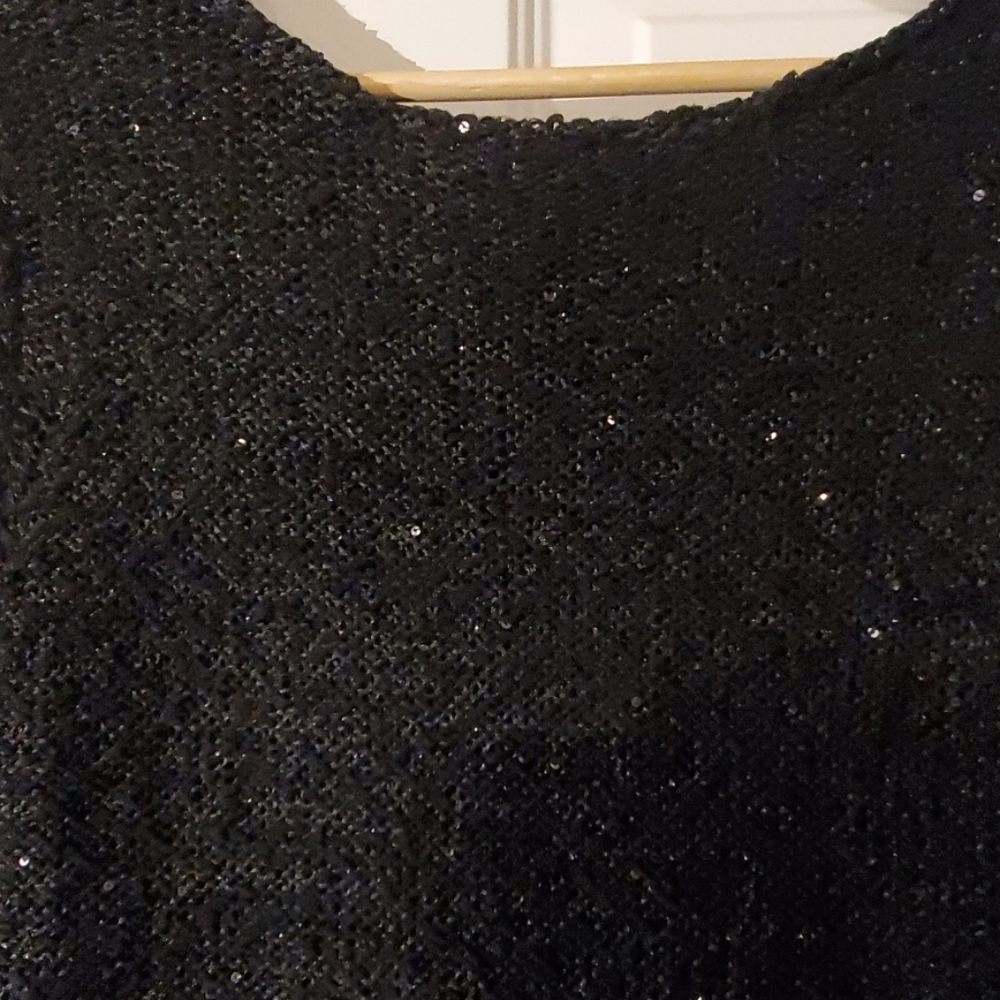 Sweater - Picture 2 of 4